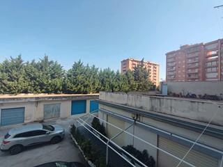 Appartamento in Vendita a Palermo, 129'000&euro;, 145 m²