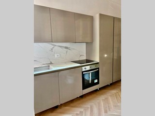 Monolocale in Vendita a Como, 220'000&euro;, 33 m²