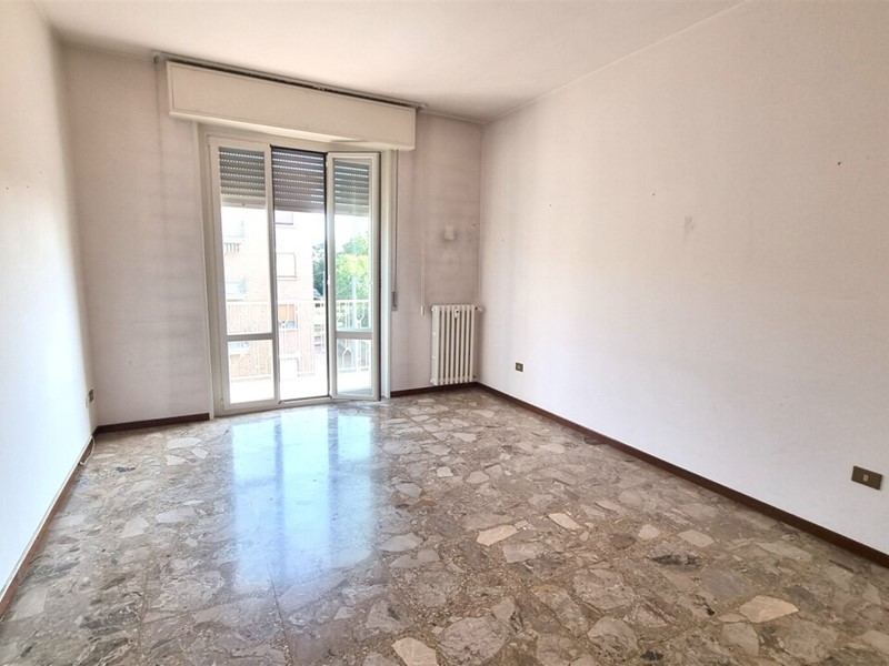 Trilocale in Affitto a Parma, 650&euro;, 90 m², con Box
