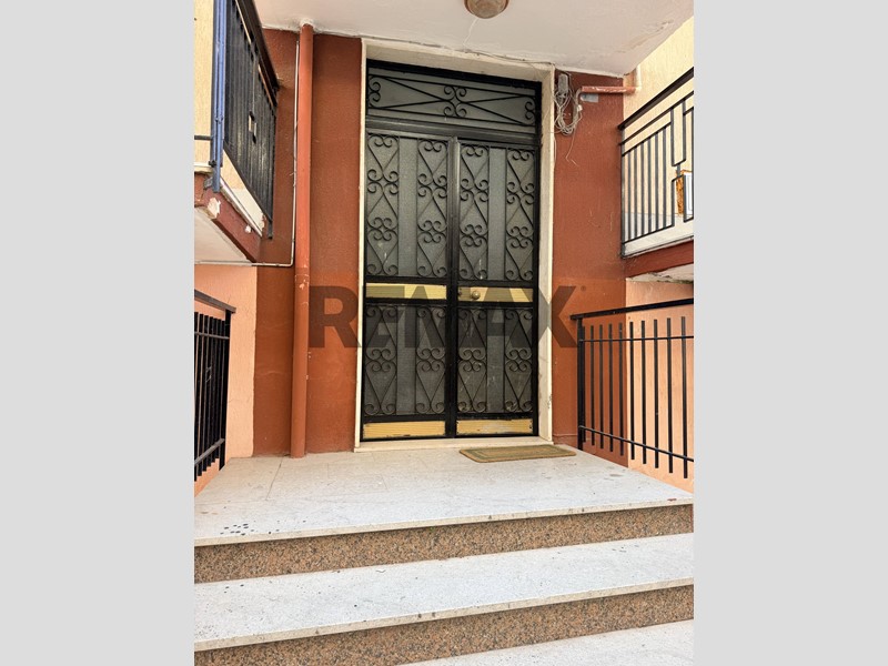 Appartamento in Vendita a Gaggi, 45'000&euro;, 126 m²