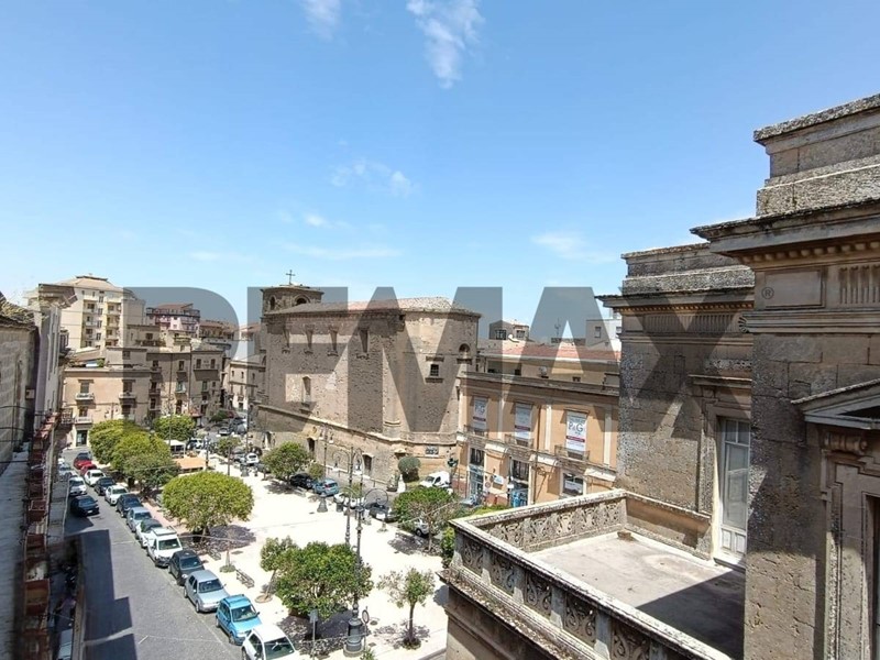 Appartamento in Vendita a Enna, 220'000&euro;, 153 m²