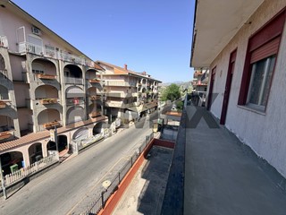 Appartamento in Vendita a Gaggi, 55'000&euro;, 126 m²