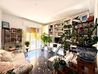 Trilocale in Vendita a Savona, 89'000&euro;, 69 m²