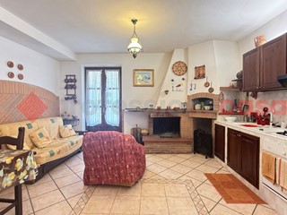 Trilocale in Vendita a Fumone, 59'000&euro;, 110 m²