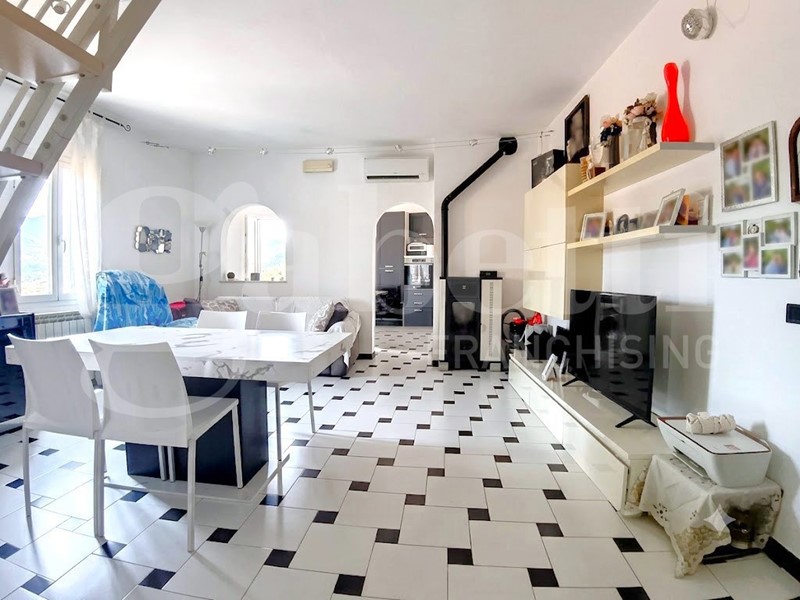Quadrilocale in Vendita a Carrara, 157'000&euro;, 82 m²