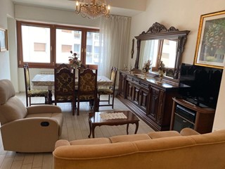 Trilocale in Affitto a Reggio Calabria, 500&euro;, 70 m², arredato