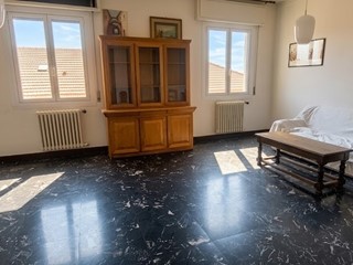 Quadrilocale in Vendita a Imperia, zona Porto Maurizio, 225'000&euro;, 100 m²