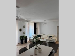 Appartamento in Vendita a Rapolano Terme, 265'000&euro;, 145 m²