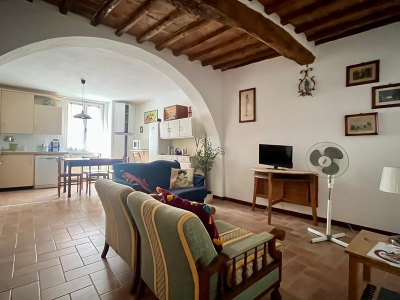 Quadrilocale in Vendita a Asciano, 58'000&euro;, 62 m²