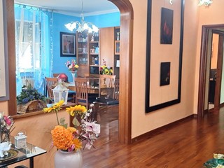 Appartamento in Vendita a Livorno, 195'000&euro;, 159 m²