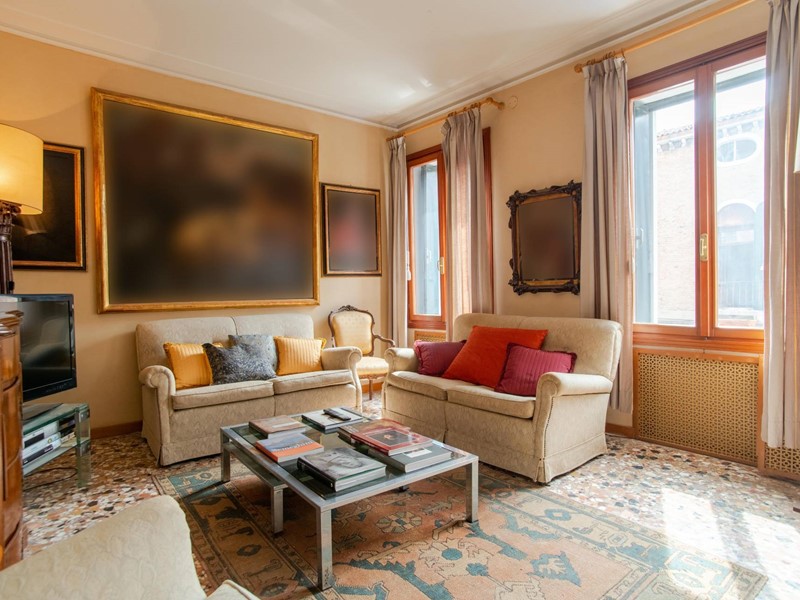 Appartamento in Vendita a Venezia, 950'000&euro;, 182 m²