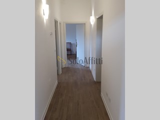 Appartamento in Affitto a Siena, zona Vico Alto, 1'100&euro;, 120 m², con Box