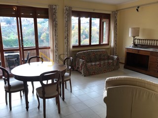 Appartamento in Affitto a Siena, zona San Prospero, 1'200&euro;, 130 m², arredato