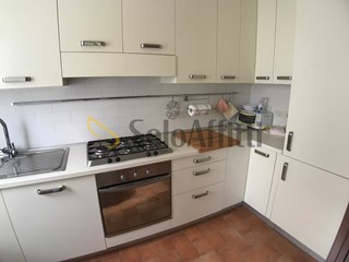 Appartamento in Affitto a Asciano, zona Arbia, 800&euro;, 100 m², arredato, con Box