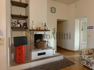 Appartamento in Affitto a Siena, zona Monastero Basso, 920&euro;, 130 m², arredato