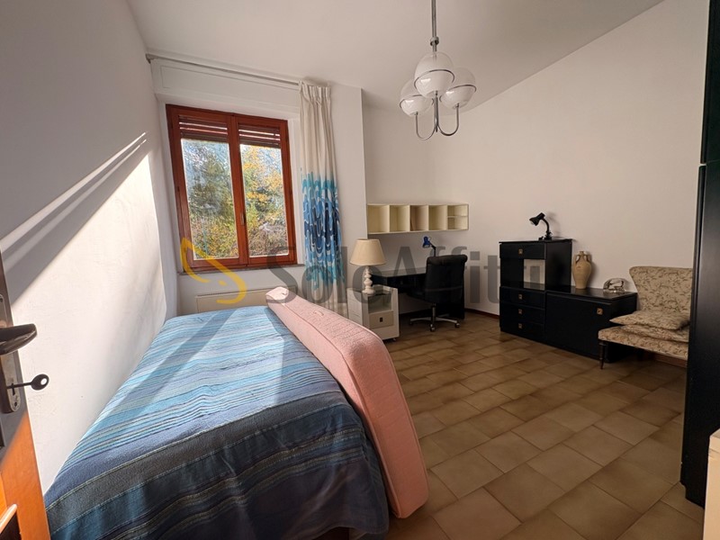 Appartamento in Affitto a Siena, zona Zona Ospedale, 1'200&euro;, 130 m², arredato