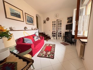 Trilocale in Affitto a Siena, zona Centro storico, 1'600&euro;, 75 m², arredato