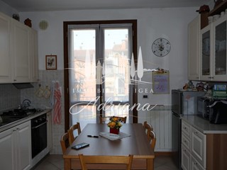 Quadrilocale in Vendita a Sovicille, zona Rosia, 135'000&euro;, 57 m², arredato, con Box