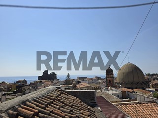 Bilocale in Vendita a Aci Castello, 78'000&euro;, 50 m²