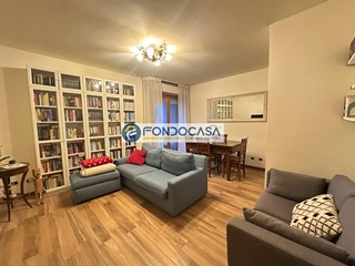 Appartamento in Vendita a Viareggio, 310'000&euro;, 117 m²
