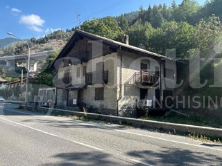 Appartamento in Vendita a Bardonecchia, 170'000&euro;, 95 m²