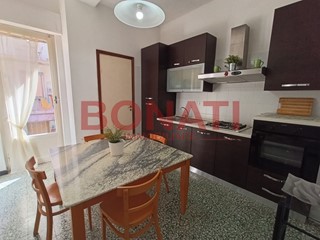 Appartamento in Affitto a La Spezia, zona Centro, 800&euro;, , arredato