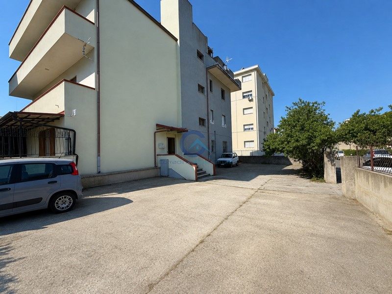 Trilocale in Vendita a Catanzaro, zona Catanzaro Lido, 225'000&euro;, 95 m²