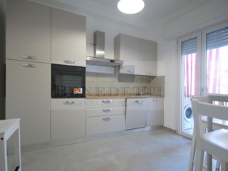 Appartamento in Vendita a Pietrasanta, 730'000&euro;, 110 m², arredato
