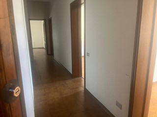 Appartamento in Affitto a Pisa, 1'600&euro;, 130 m²