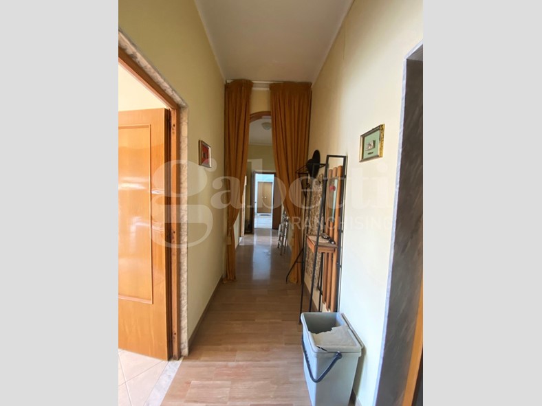 Appartamento in Vendita a Grumo Appula, 100'000&euro;, 130 m²