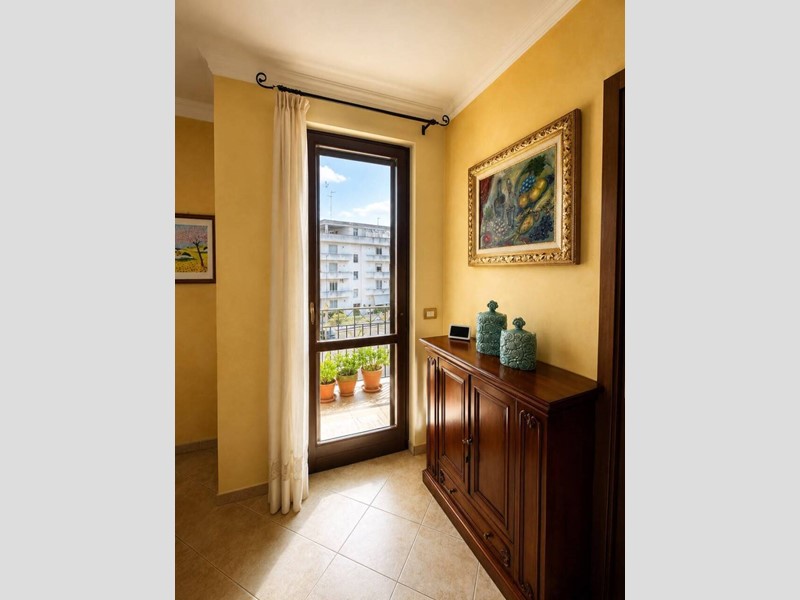 Quadrilocale in Vendita a Lecce, 210'000&euro;, 103 m², con Box