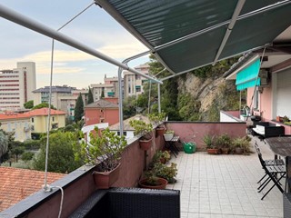 Appartamento in Vendita a Chiavari, 550'000&euro;, 152 m²