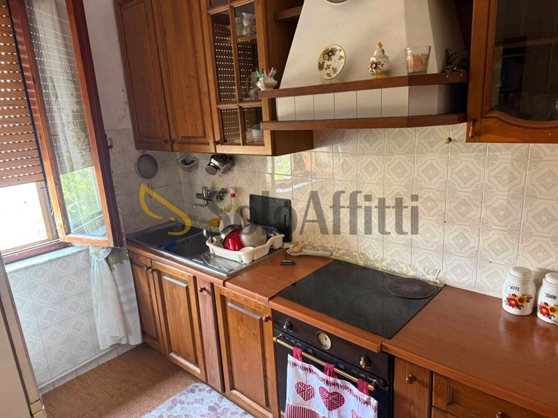 Appartamento in Affitto a Collesalvetti, zona Guasticce, 900&euro;, 115 m²