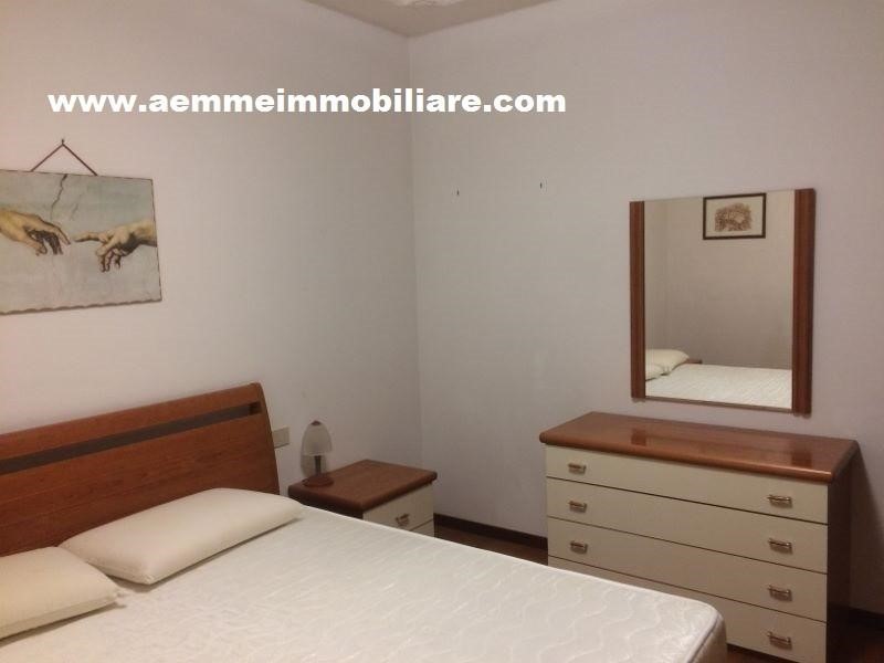 Trilocale in Affitto a Colle di Val D'Elsa, zona Le Grazie, 600&euro;, 65 m², arredato