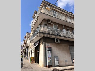 Quadrilocale in Vendita a Lentini, 84'000&euro;, 100 m²