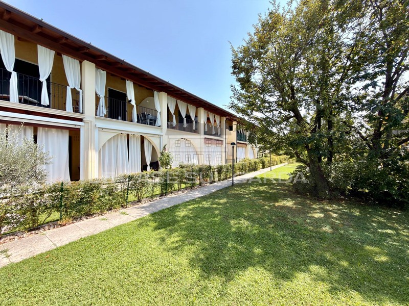 Trilocale in Vendita a Manerba del Garda, 295'000&euro;, 119 m²