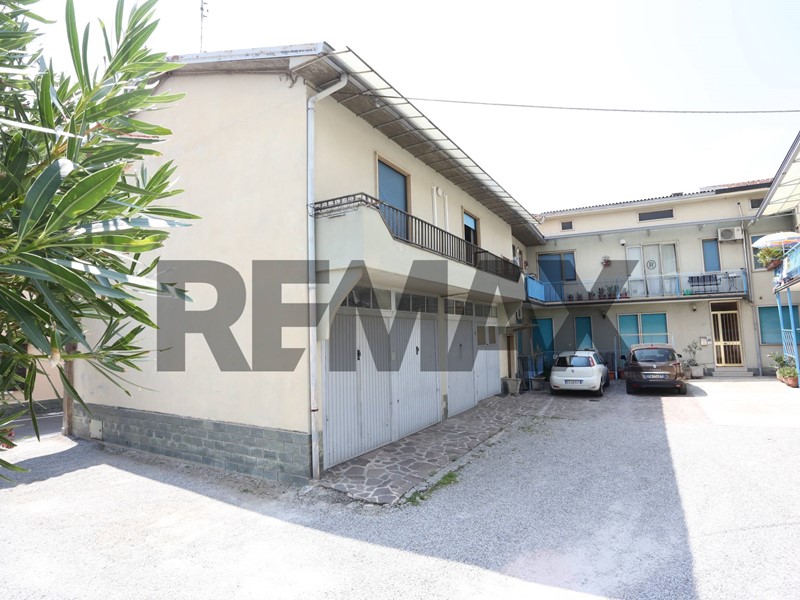 Quadrilocale in Vendita a Osio Sotto, 170'000&euro;, 114 m²