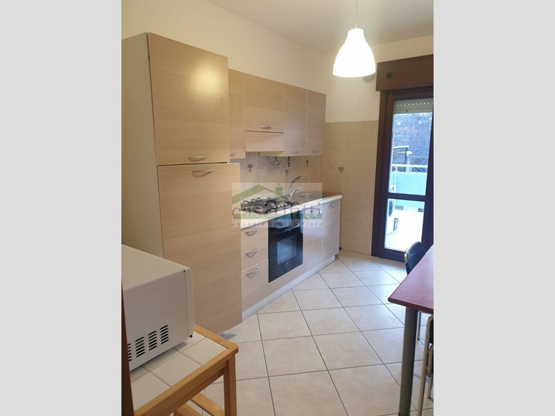 Quadrilocale in Affitto a Chieti, 650&euro;, 90 m²