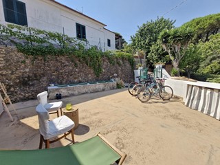 Appartamento in Vendita a Rio, zona Cavo, 295'000&euro;, 80 m², arredato