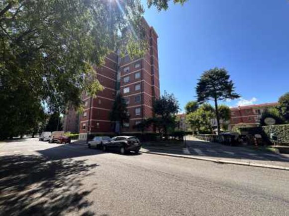 Trilocale in Vendita a Torino, 22'350&euro;, 58 m²