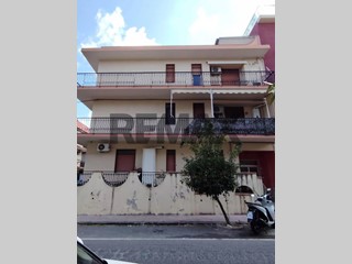 Quadrilocale in Vendita a San Filippo del Mela, 90'000&euro;, 131 m²