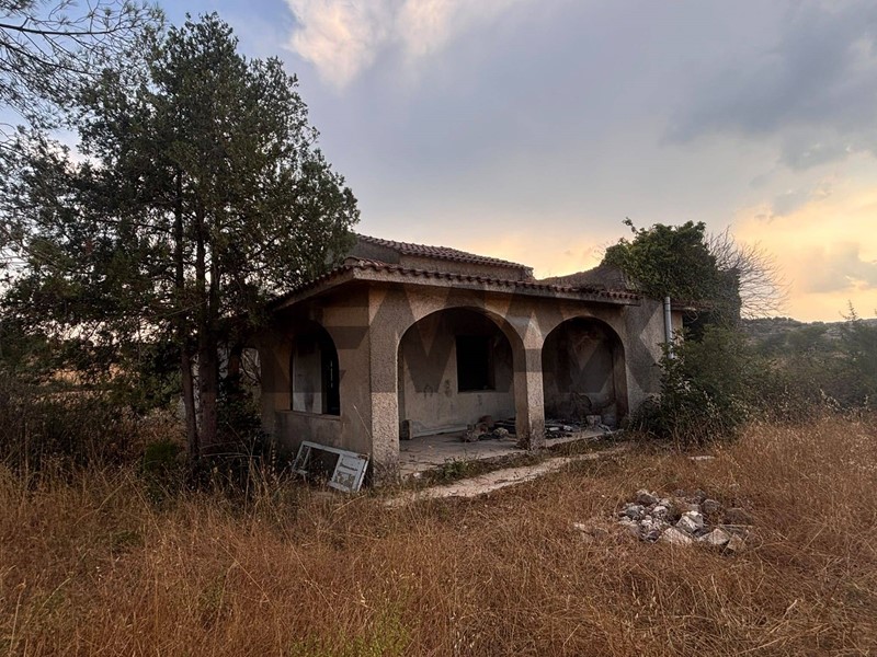 Appartamento in Vendita a Noto, 20'000&euro;, 156 m²