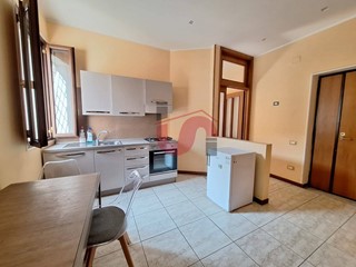 Trilocale in Vendita a Benevento, 108'000&euro;, 70 m²