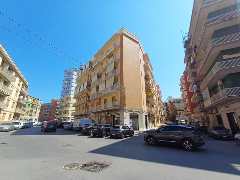 Appartamento in Vendita a Siracusa, 148'000&euro;, 210 m²