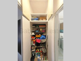 Bilocale in Vendita a Trieste, 135'000&euro;, 48 m²