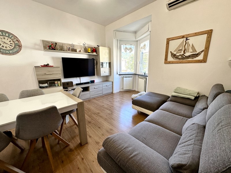 Appartamento in Vendita a Rapallo, 210'000&euro;, 80 m²