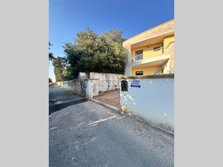 Quadrilocale in Vendita a Giurdignano, zona GIURDIGNANO, 90'000&euro;, 93 m²