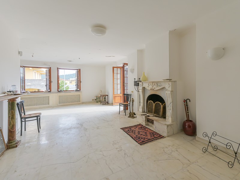 Appartamento in Vendita a La Spezia, 239'000&euro;, 181 m²