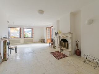 Appartamento in Vendita a La Spezia, 239'000&euro;, 181 m²