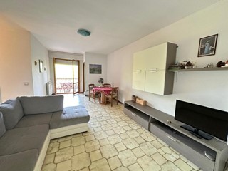 Trilocale in Vendita a Luni, zona Luni Mare, 139'000&euro;, 68 m², arredato